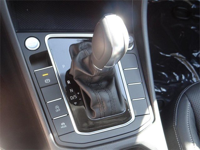 New 2019 Volkswagen Jetta SEL Premium
