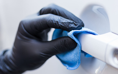 how to clean vehicle interior with cotton